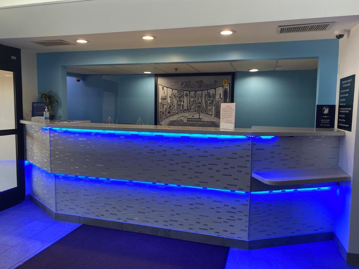 Super 8 By Wyndham Olive Branch Hotel Buitenkant foto